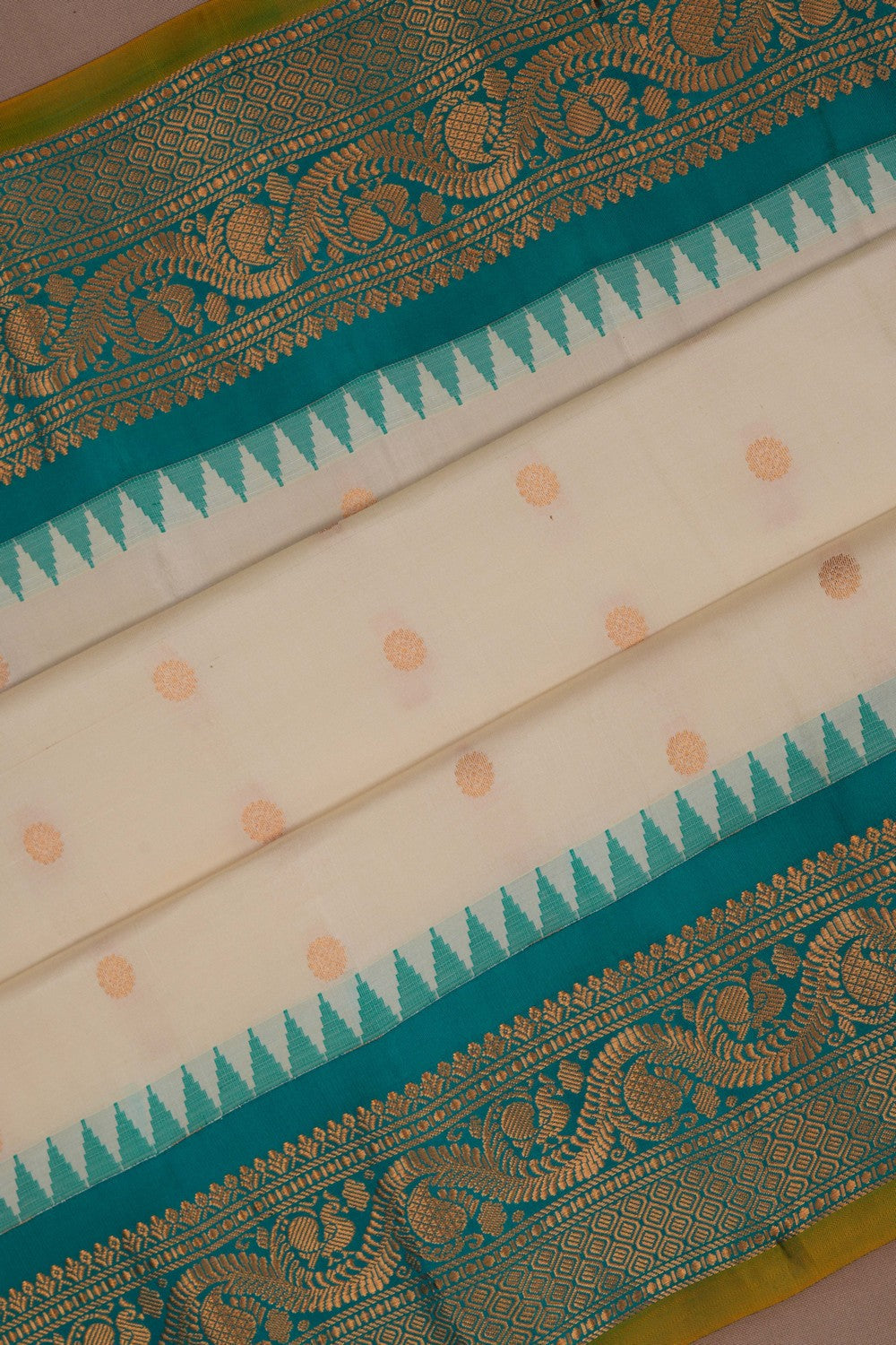 Image of Gadwal Silk Off-White Saree